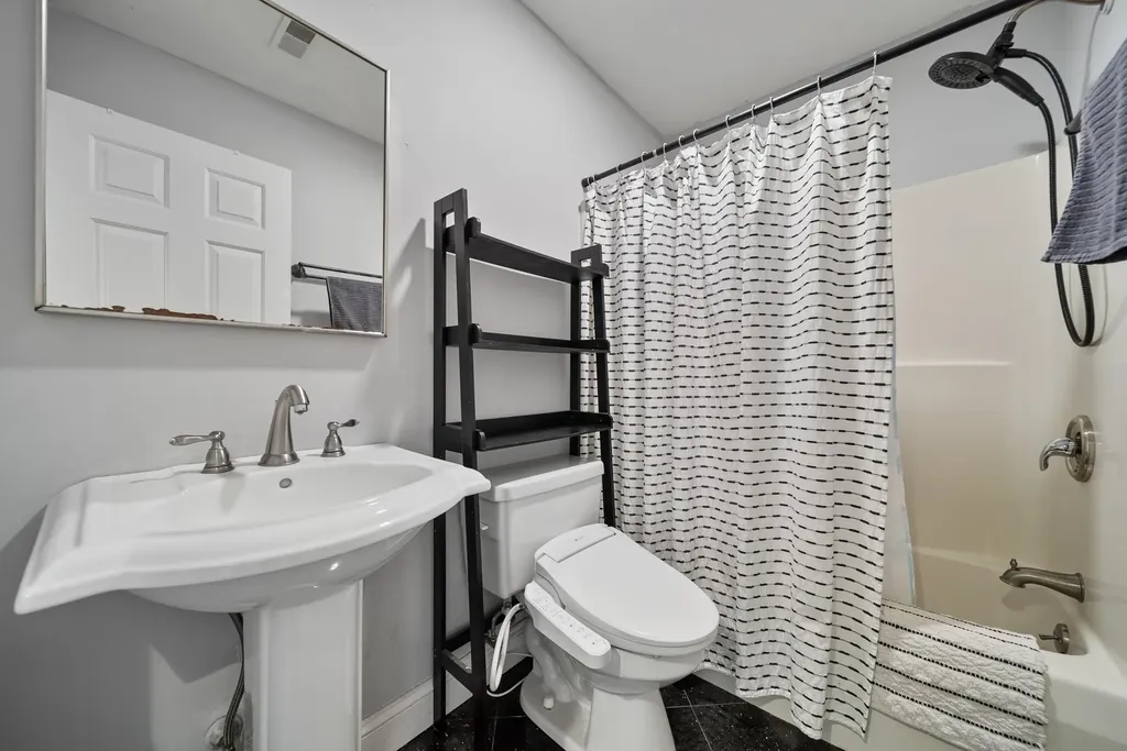 147 Wells Village Road Sandown NH 03873