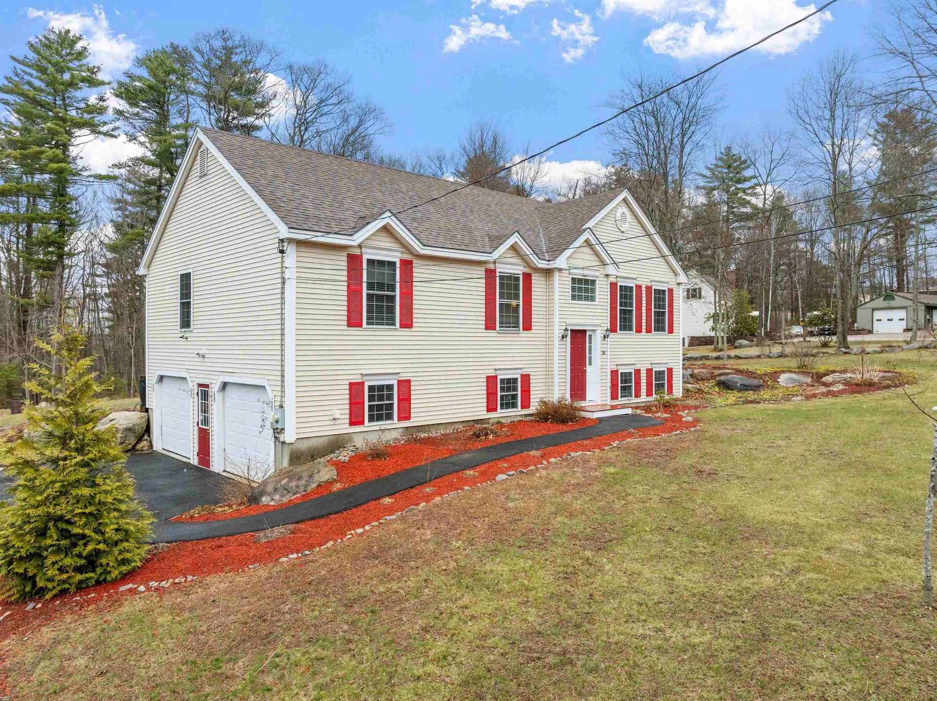 18 Morrill Road Hooksett NH 03106