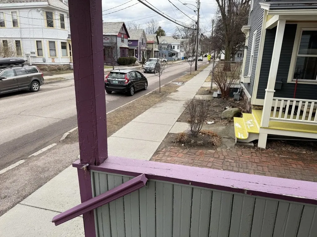 339 North Street Burlington VT 05401-0000