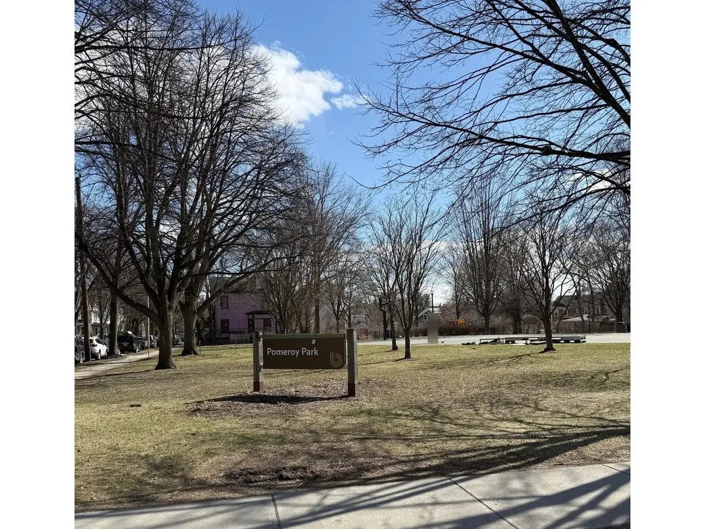 339 North Street Burlington VT 05401-0000