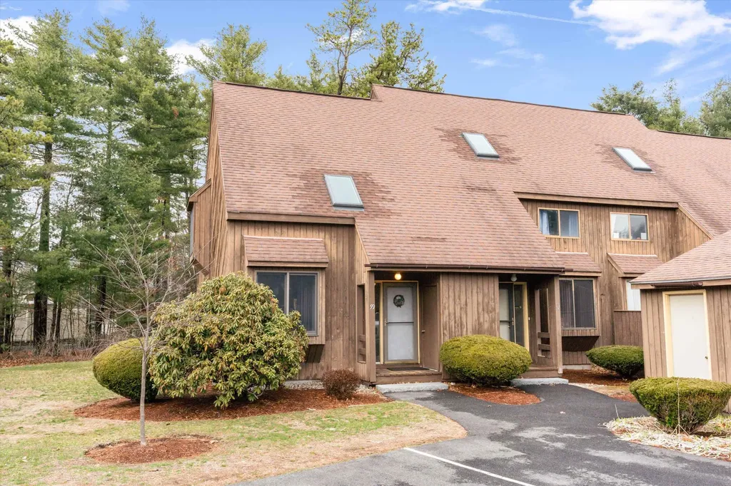59 Spring Cove Road Nashua NH 03062