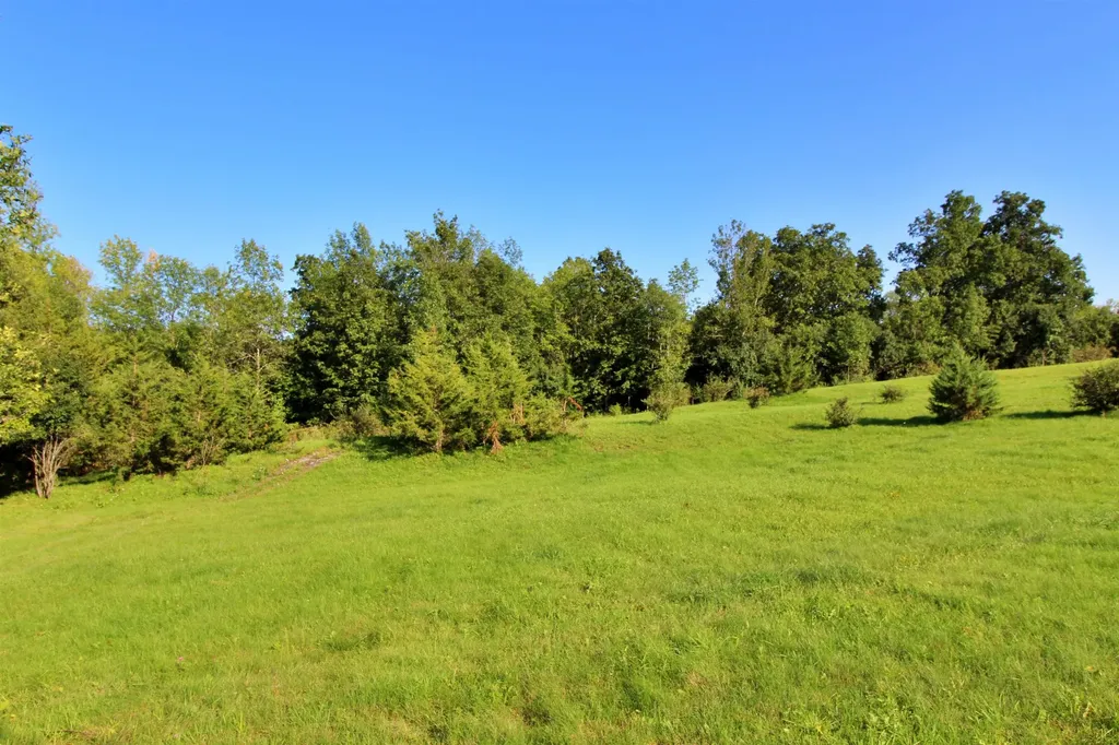 27 Faywood Road Grand Isle VT 05458