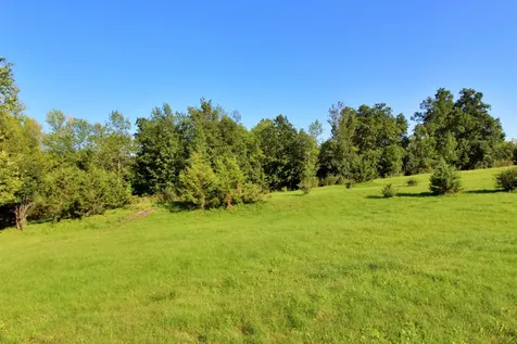 27 Faywood Road Grand Isle VT 05458