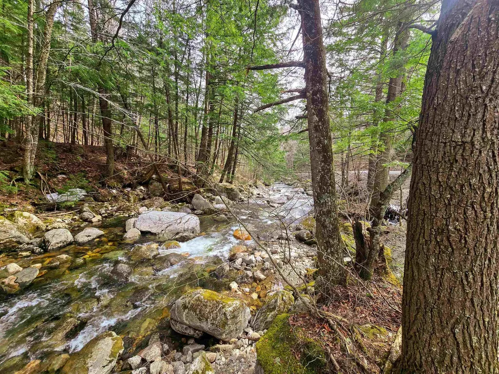 210 Sparrow Drive Stamford VT 05352