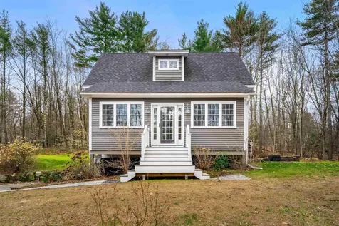 20 Clement Road Bow NH 03304