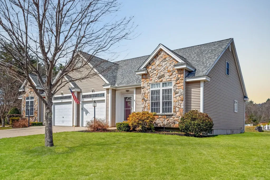 27 Ash Drive Kingston NH 03848