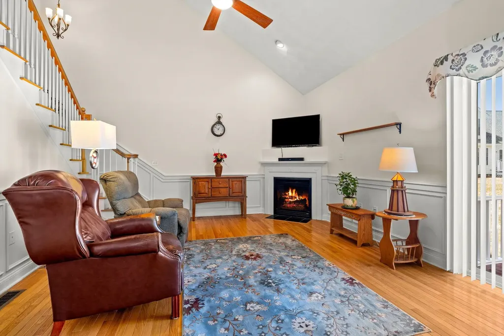 27 Ash Drive Kingston NH 03848