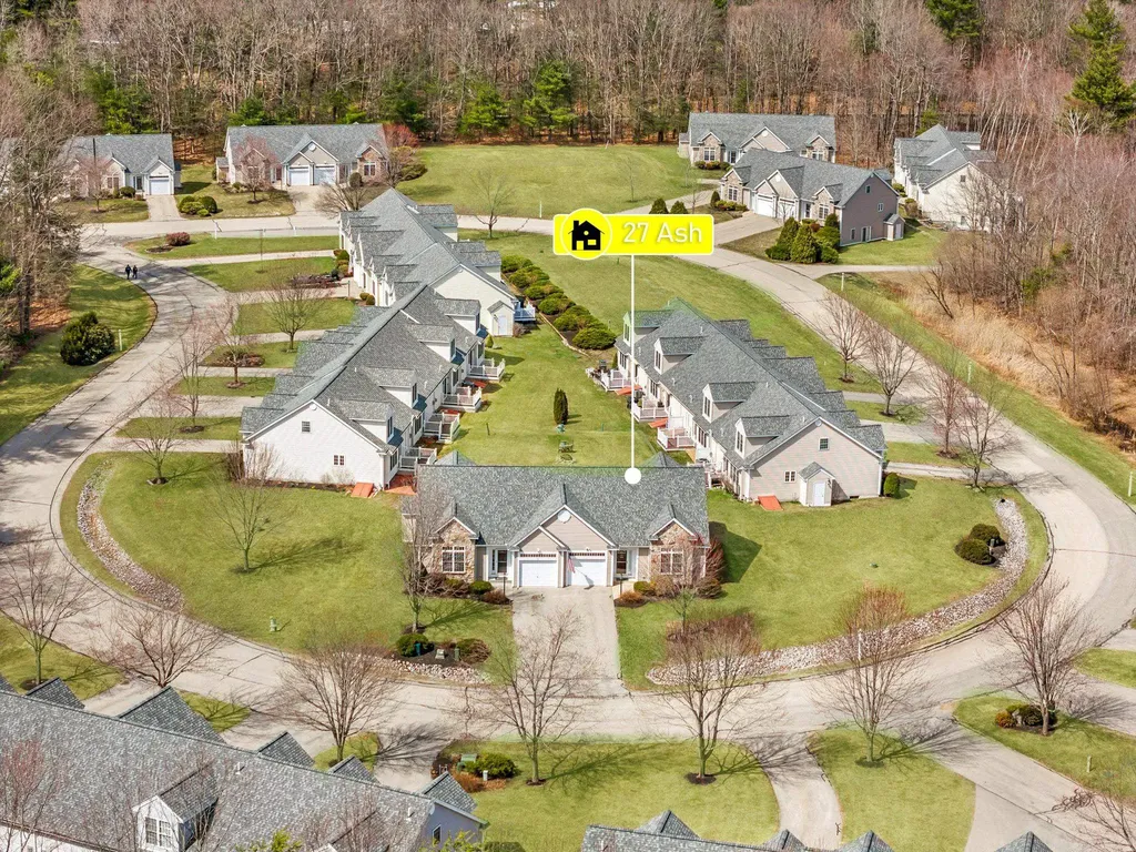 27 Ash Drive Kingston NH 03848