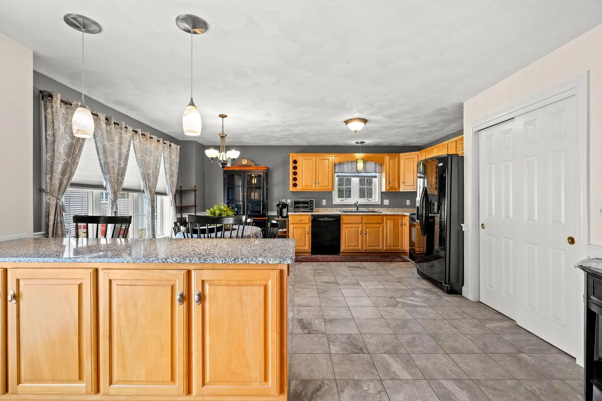 27 Ash Drive Kingston NH 03848