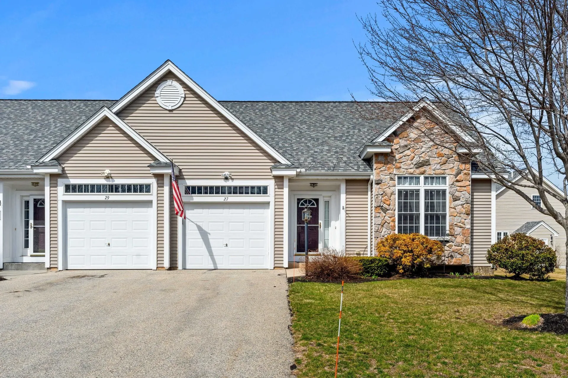 27 Ash Drive Kingston NH 03848