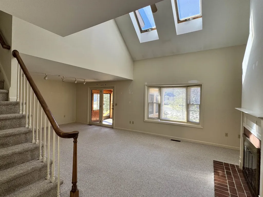 38 Prentiss Way Exeter NH 03833