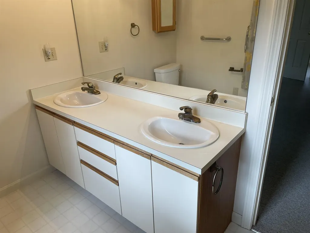 38 Prentiss Way Exeter NH 03833