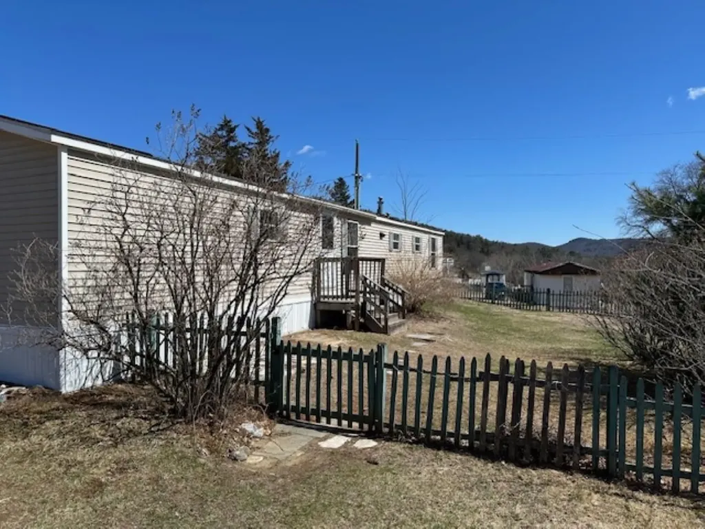 14 Redwood Drive Winchester NH 03470