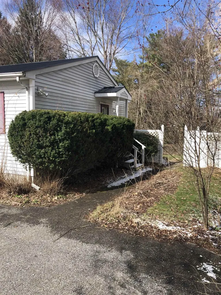 41 Woodcrest Circle Milton VT 05468