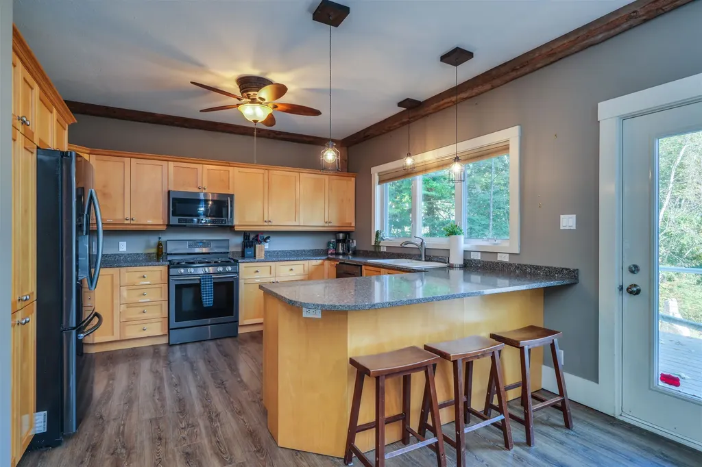 55 South Station Road Woodstock NH 03262