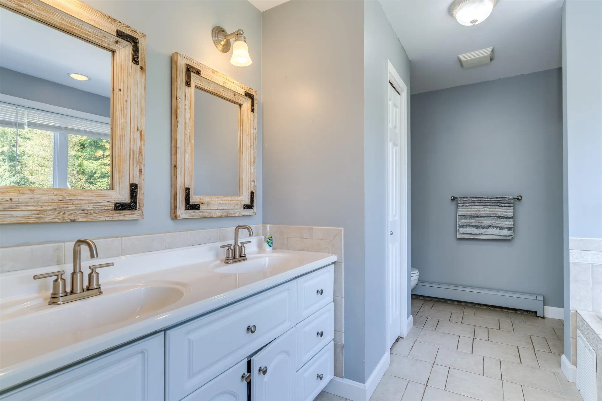 55 South Station Road Woodstock NH 03262