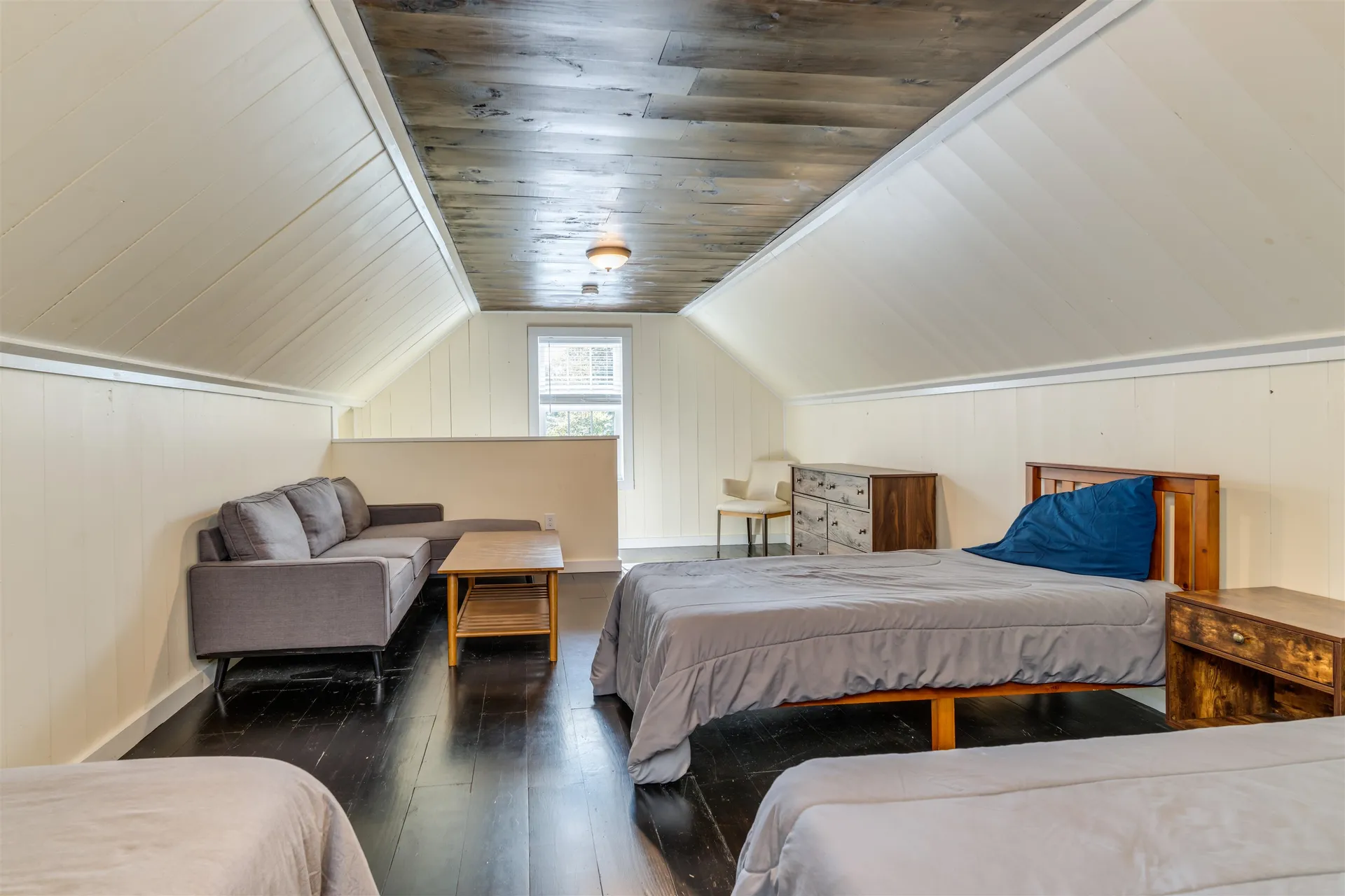 55 South Station Road Woodstock NH 03262