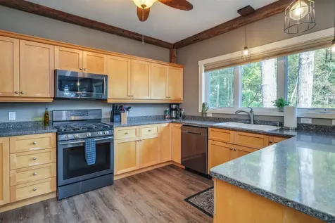 55 South Station Road Woodstock NH 03262