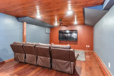 55 South Station Road Woodstock NH 03262