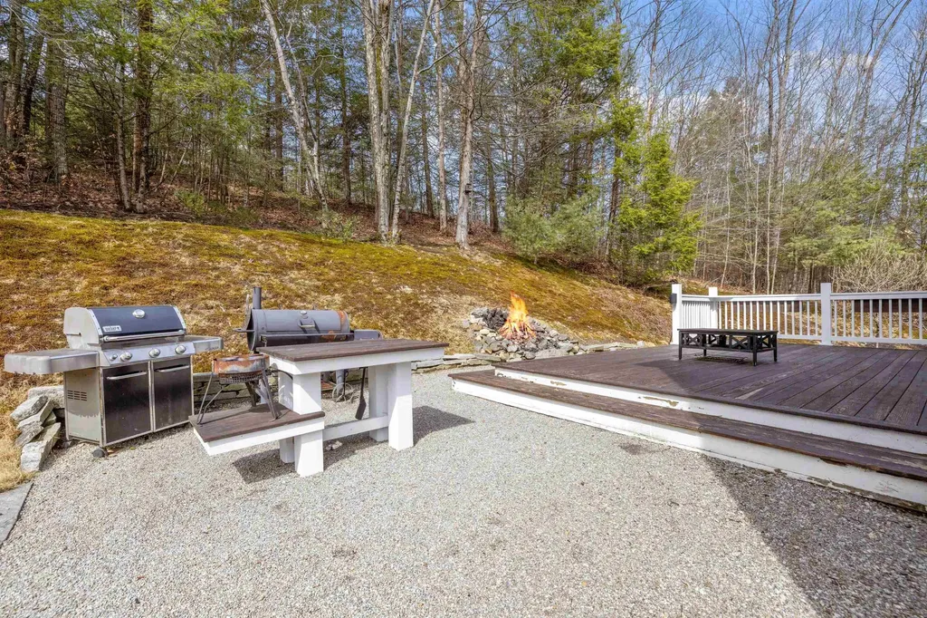 216 Irving Drive Weare NH 03281
