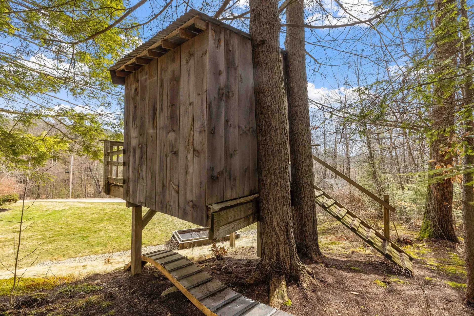 216 Irving Drive Weare NH 03281