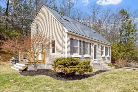 216 Irving Drive Weare NH 03281
