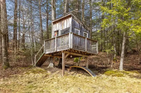216 Irving Drive Weare NH 03281