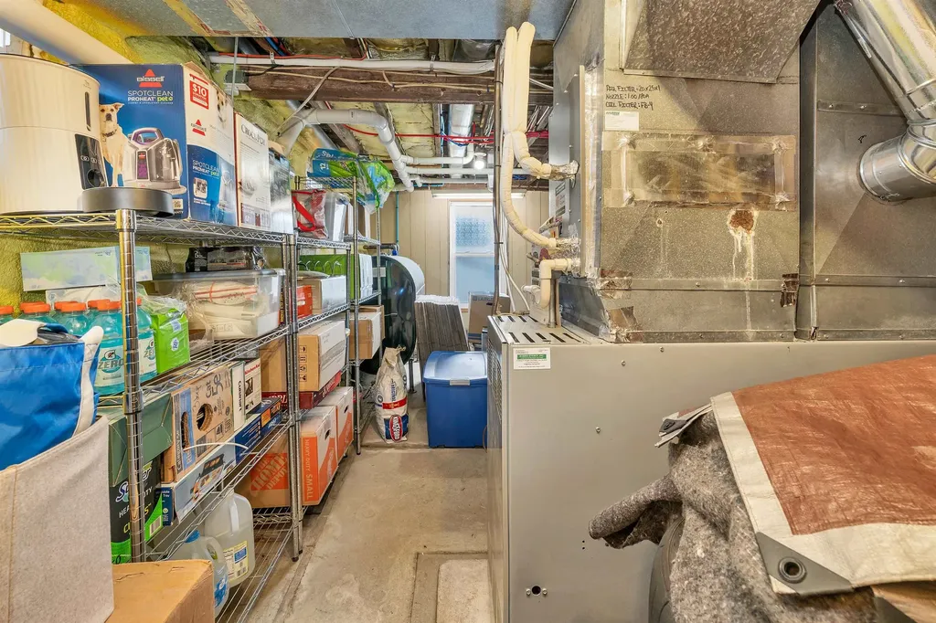 124 Pleasant Street Littleton NH 03561