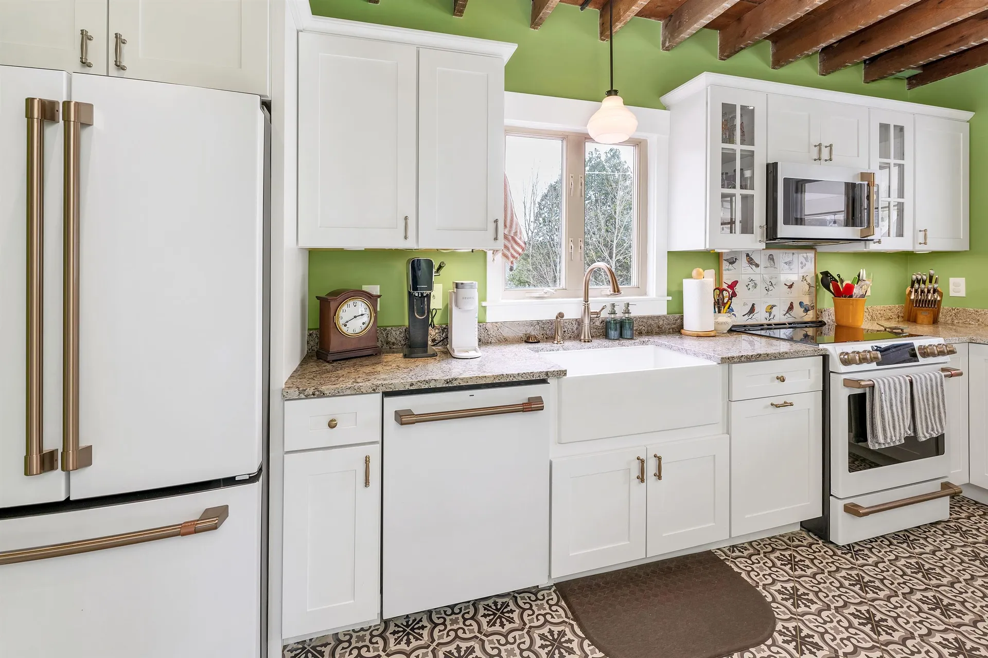 124 Pleasant Street Littleton NH 03561