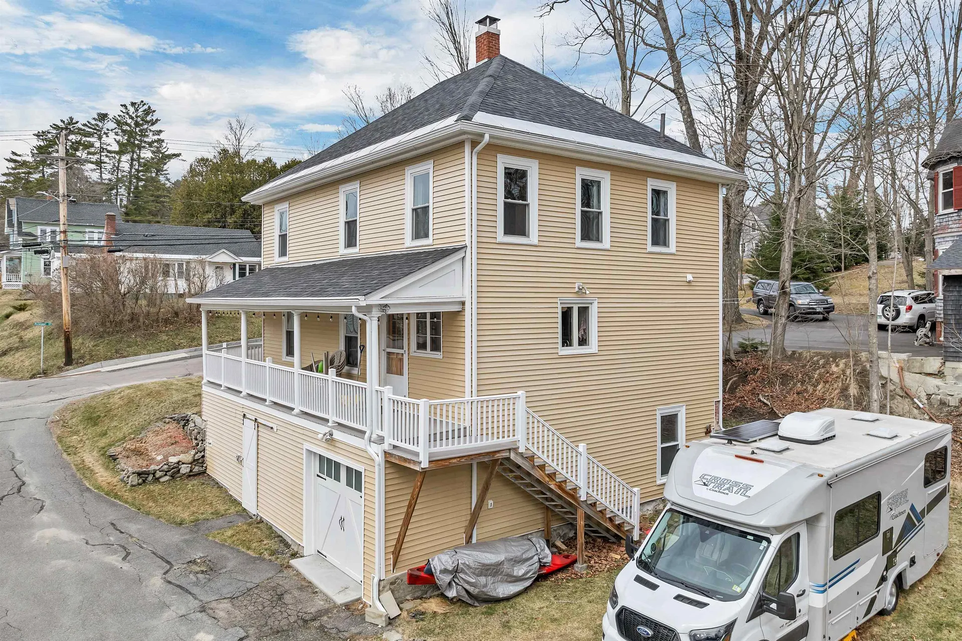 124 Pleasant Street Littleton NH 03561
