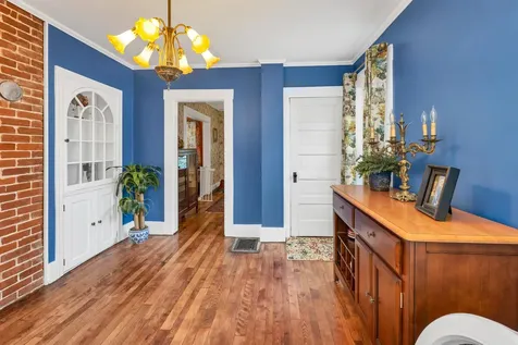 124 Pleasant Street Littleton NH 03561