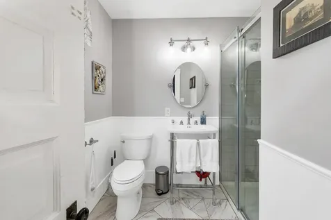 124 Pleasant Street Littleton NH 03561