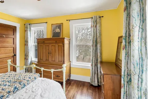 124 Pleasant Street Littleton NH 03561