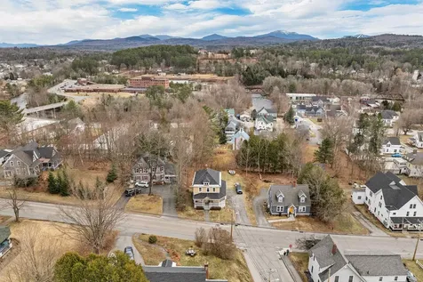 124 Pleasant Street Littleton NH 03561