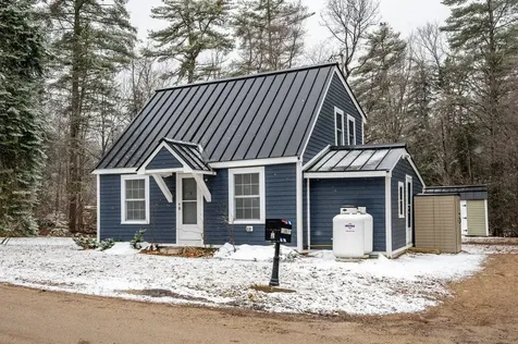 2 Old Town Road Tuftonboro NH 03816