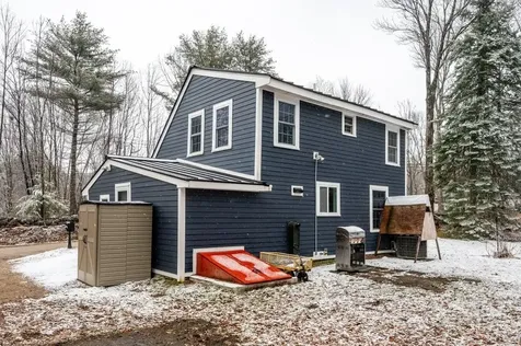 2 Old Town Road Tuftonboro NH 03816