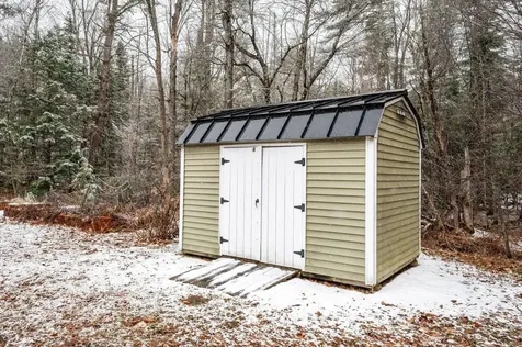 2 Old Town Road Tuftonboro NH 03816