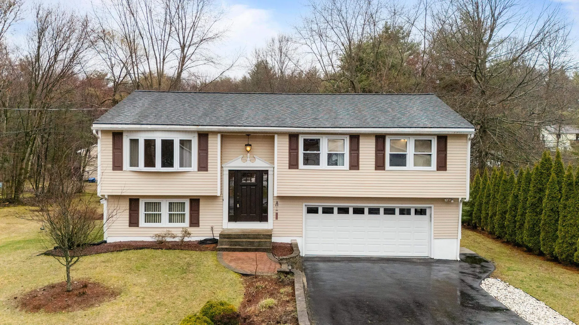 23 Echo Avenue Nashua NH 03062