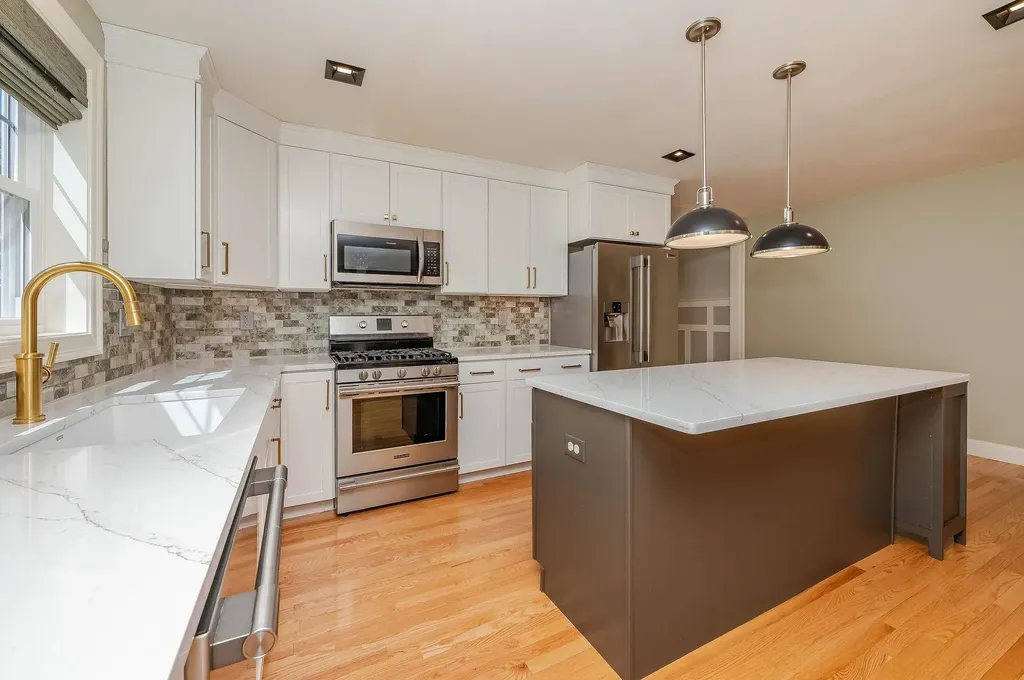 22 Sierra Hill Drive Dover NH 03820