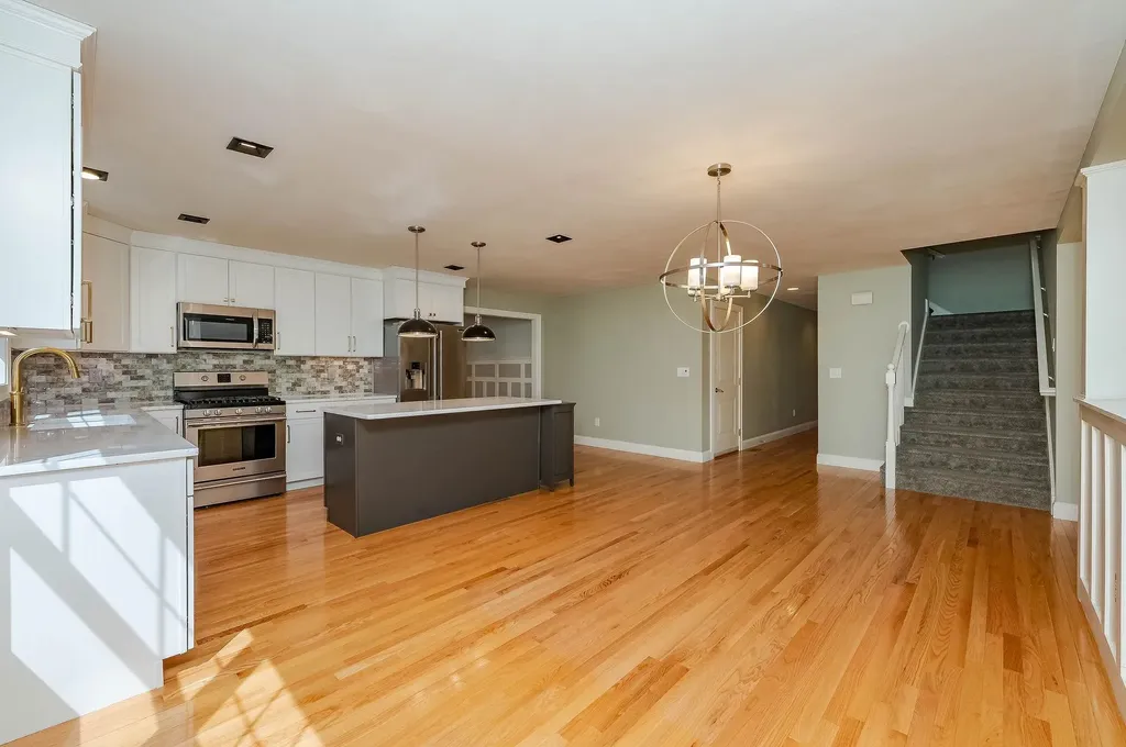 22 Sierra Hill Drive Dover NH 03820