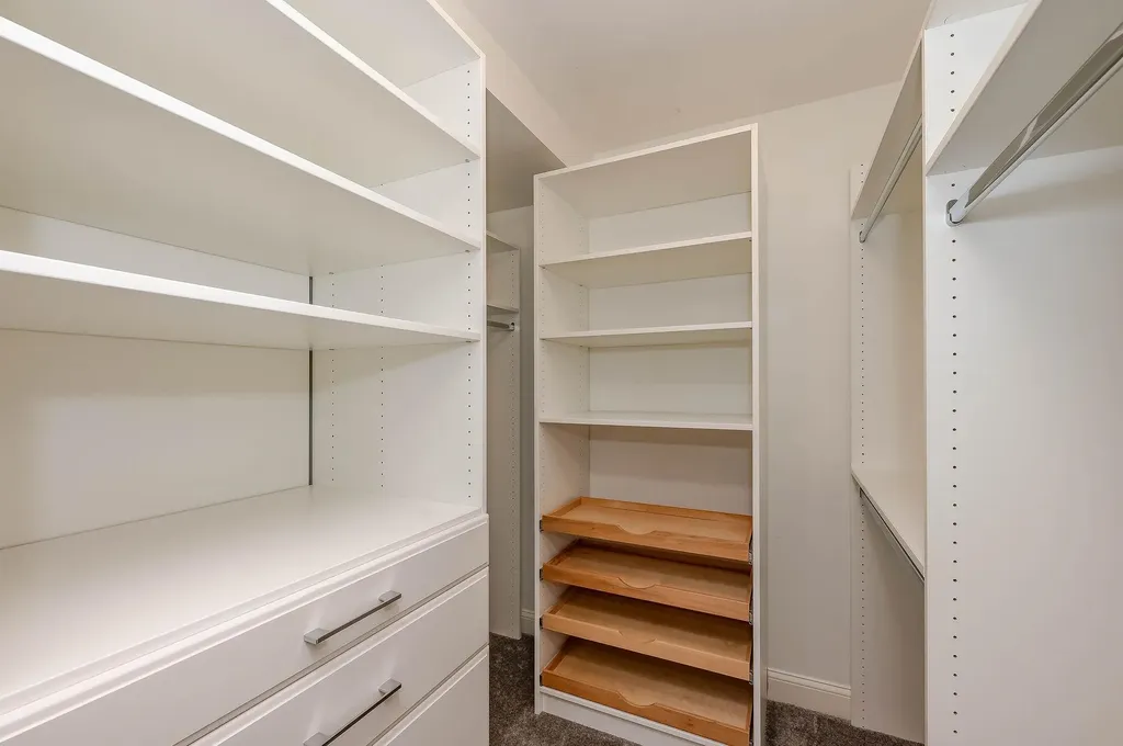 22 Sierra Hill Drive Dover NH 03820