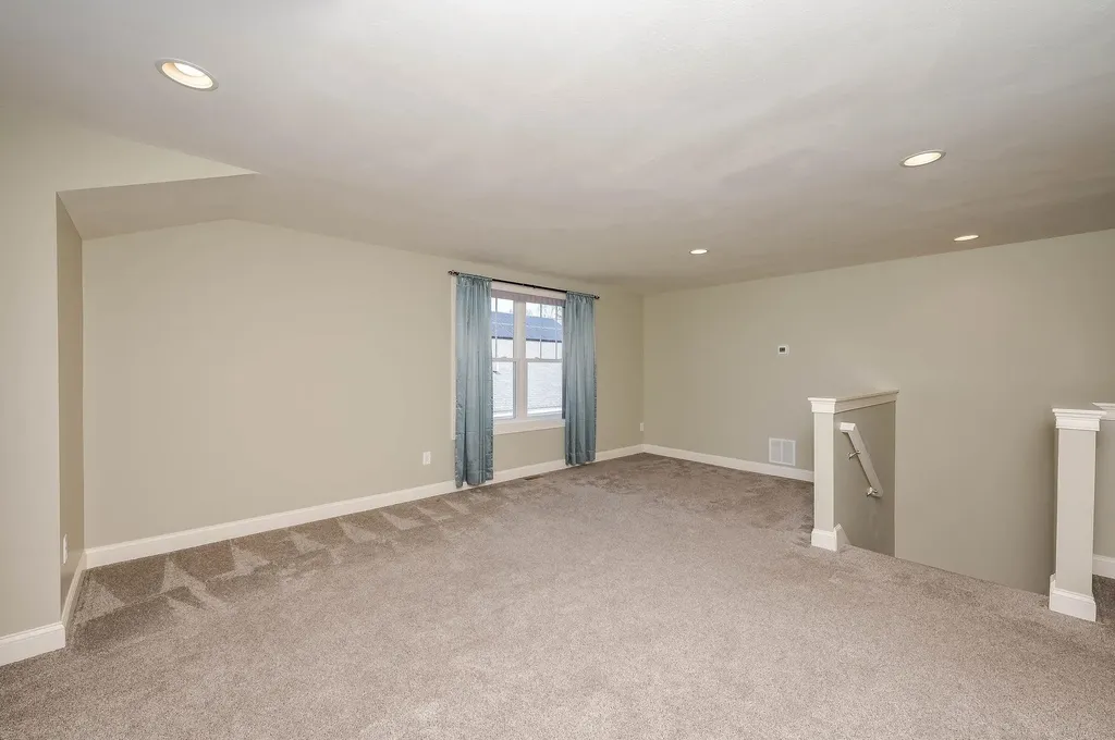 22 Sierra Hill Drive Dover NH 03820