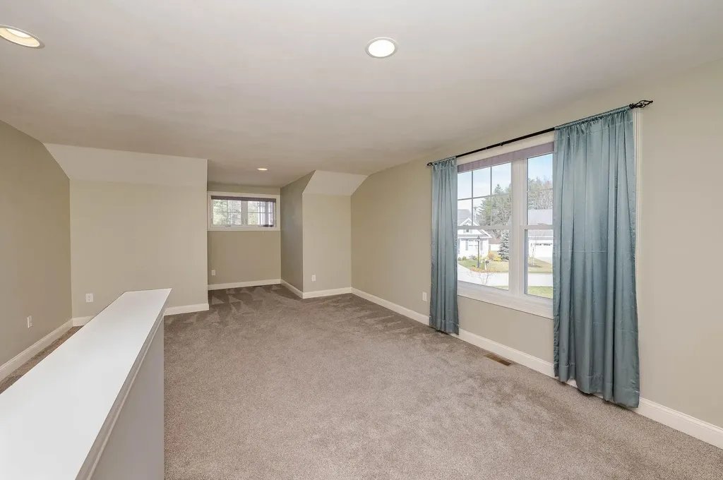 22 Sierra Hill Drive Dover NH 03820