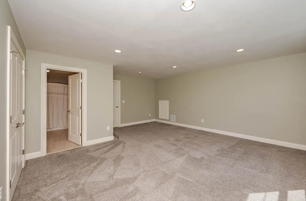 22 Sierra Hill Drive Dover NH 03820