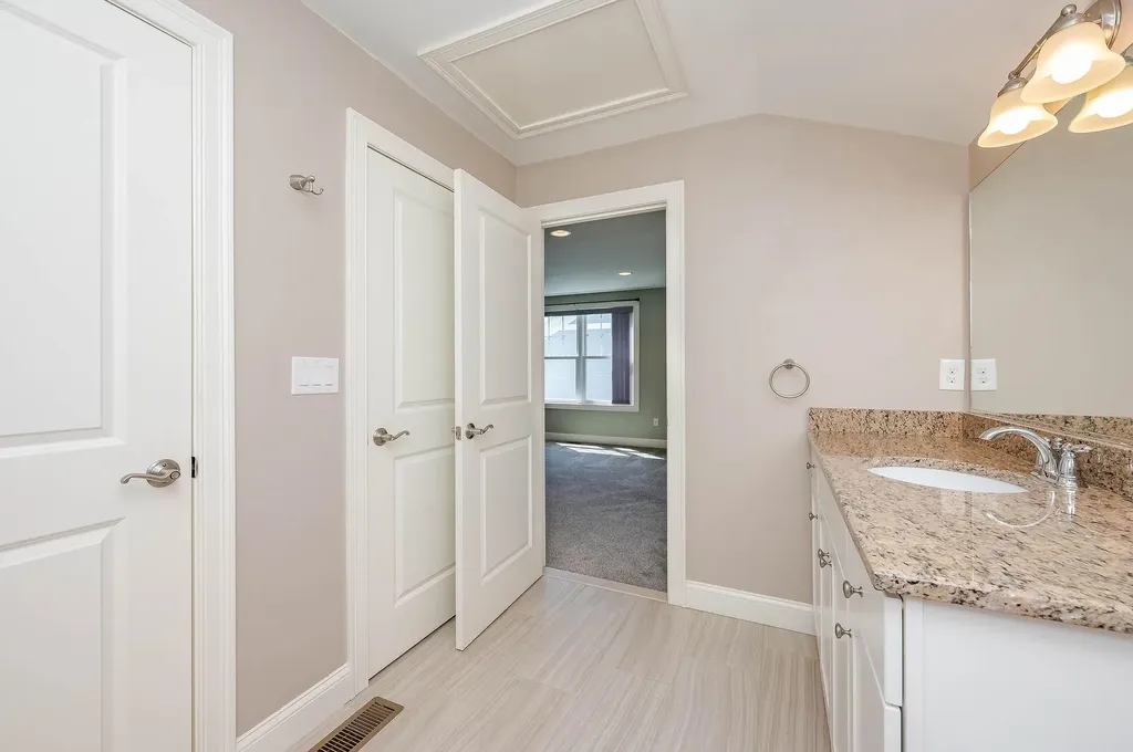 22 Sierra Hill Drive Dover NH 03820