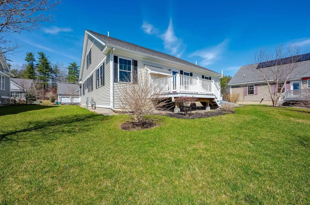 22 Sierra Hill Drive Dover NH 03820