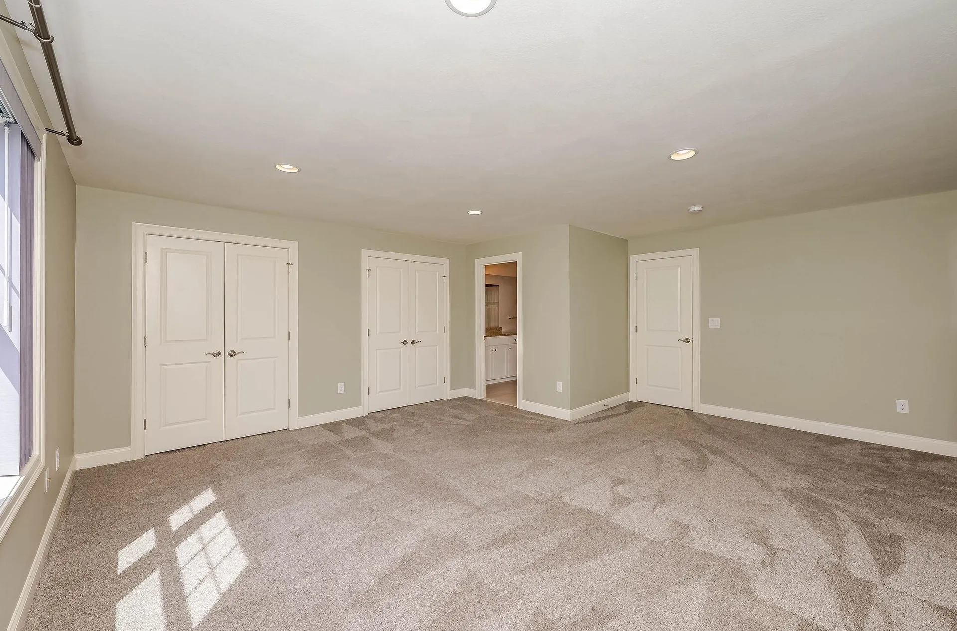 22 Sierra Hill Drive Dover NH 03820