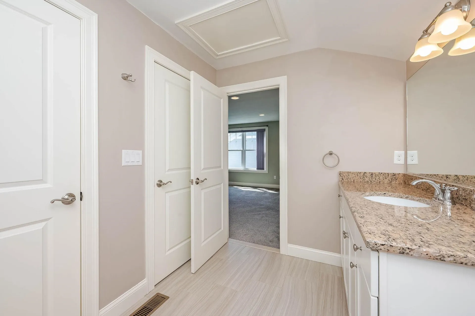 22 Sierra Hill Drive Dover NH 03820