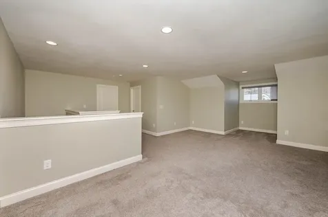 22 Sierra Hill Drive Dover NH 03820