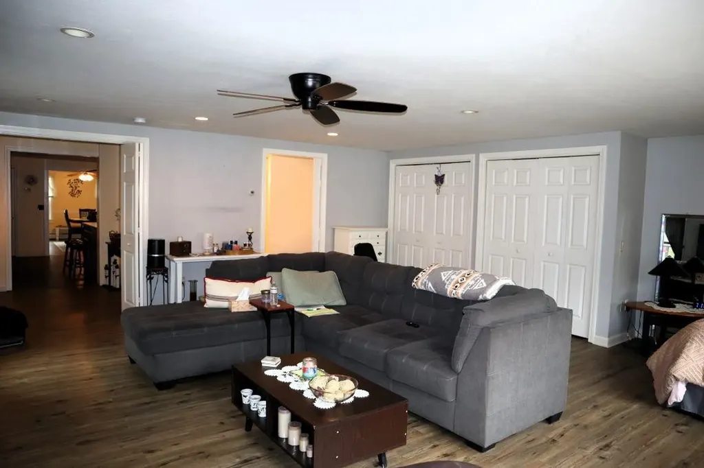 12 Woodside Lane Rochester NH 03867